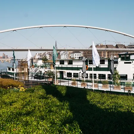 Botel Maastricht *