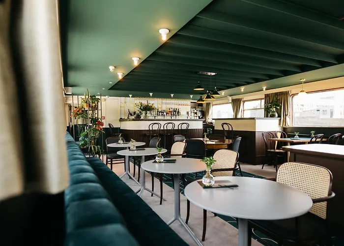 Hostel Botel Maastricht *