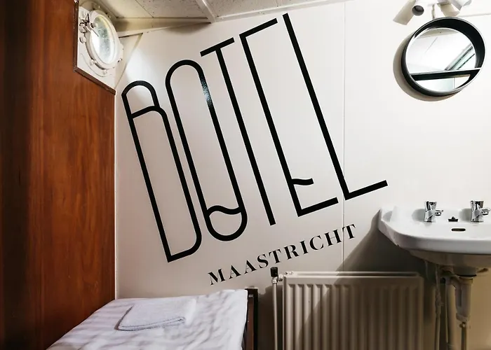 Hostel Botel Maastricht Maastricht
