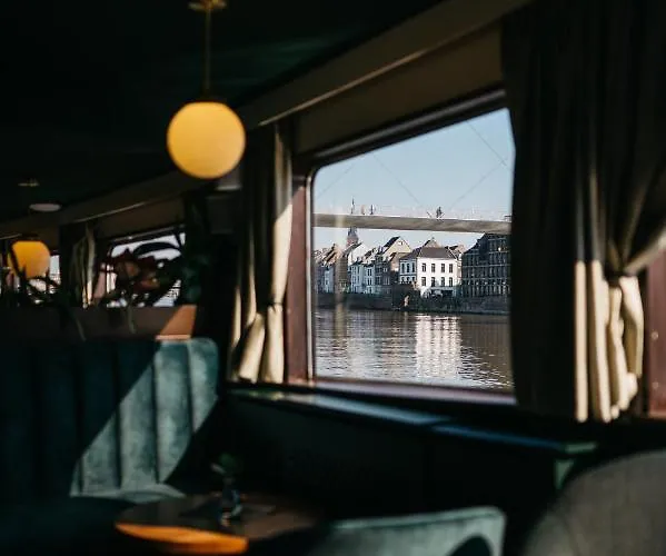 Botel Maastricht Hostel