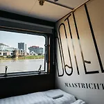 Hostel Botel Maastricht Maastricht