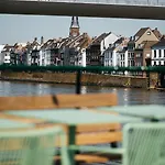 Hostel Botel Maastricht *