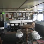 Hostel Botel Maastricht *