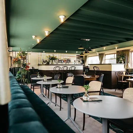 Hostel Botel Maastricht *