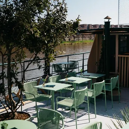 Botel Maastricht *