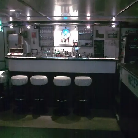 אכסניה Botel Maastricht מאסטריכט