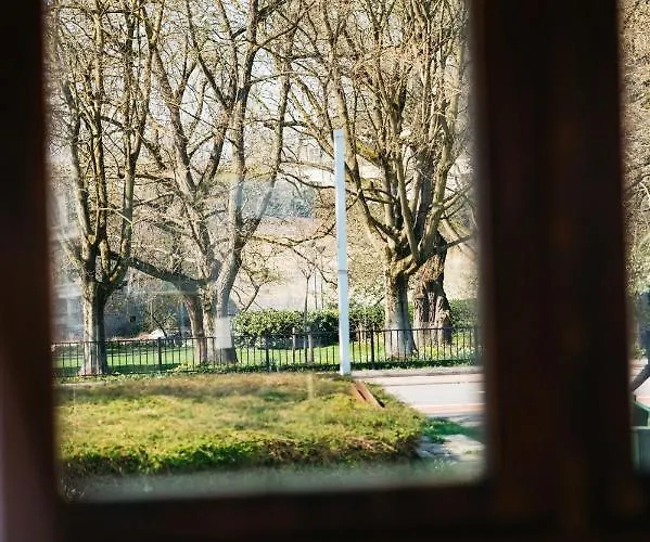 ボテル ホステル マーストリヒト