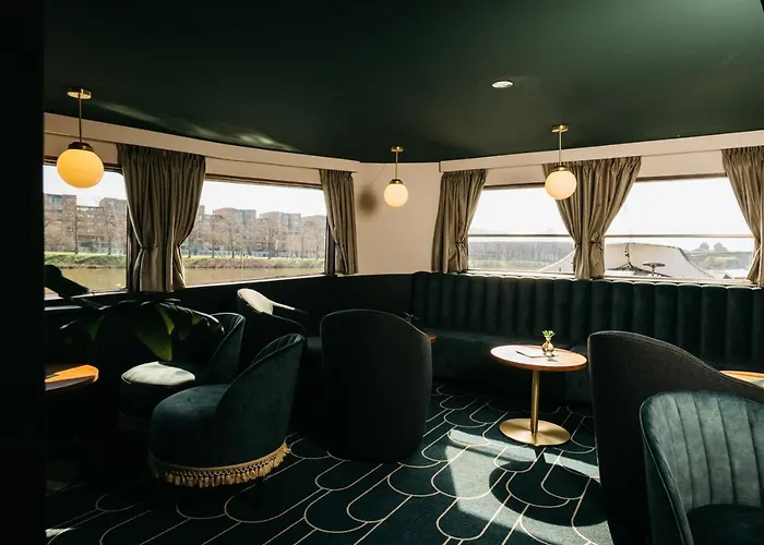 Botel Maastricht אכסניה מאסטריכט