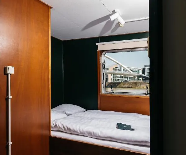 Botel Maastricht * Maastricht